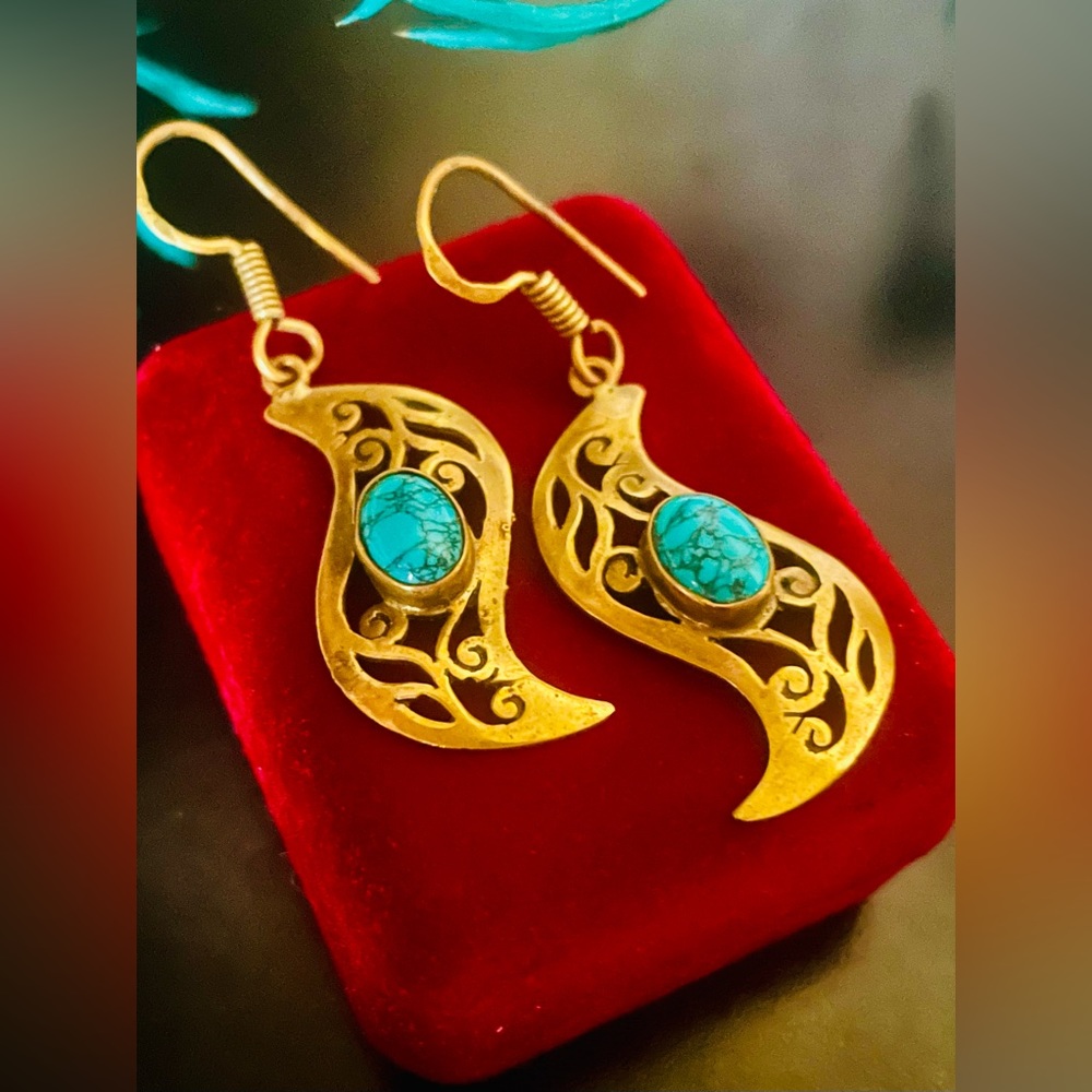 Vintage Boho Brass and Turquoise Earrings - Picture 4 of 15